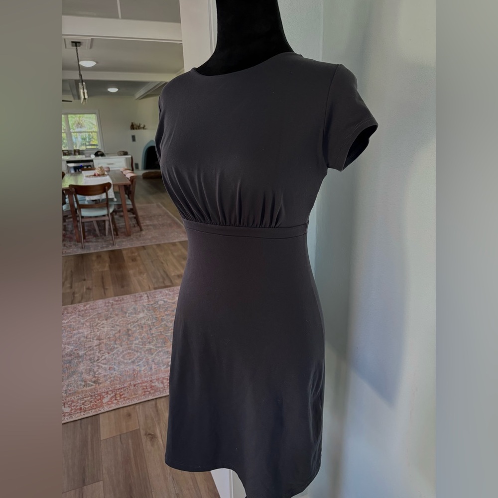 Susana Monaco grey knit dress size small EUC